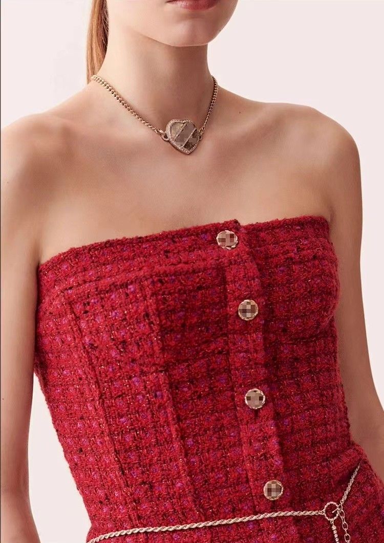 TAILLEUR JUPE COURT BUSTIER EN TWEED