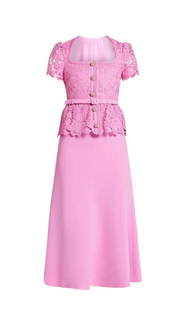 ROBE MIDI AJUSTÉE EN DENTELLE ROSE 