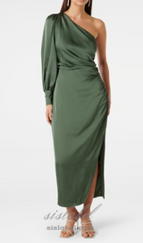 one-shoulder Long Sleeve Midi Dress in green