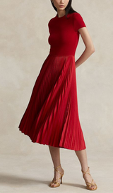 ROBE MIDI PLISSÉE ROUGE 