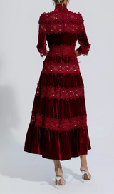 ROBE EN VELOURS CREUX PATCHWORK EN ROUGE