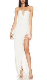 ROBE SANS BRETELLES FENDUE HAUTE EN BLANC 