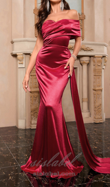 OFF-SHOULDER SLIM-FIT-TUBE-KLEID IN ROT