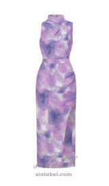 TIE DYE SPLIT THIGH BACKLESS DRESS IN PURPLE