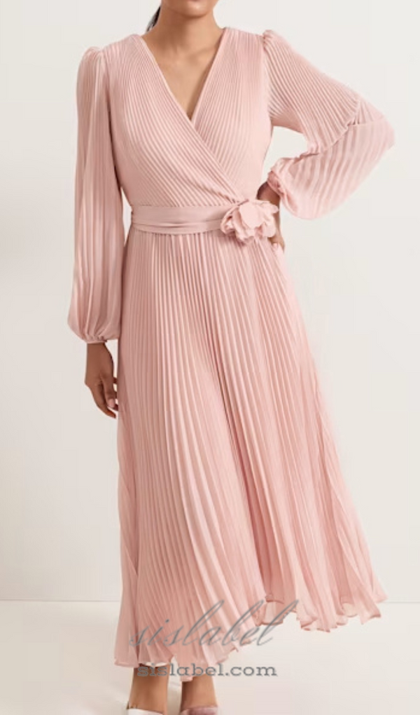 lantern sleeve pleated maxi dress in pale pink