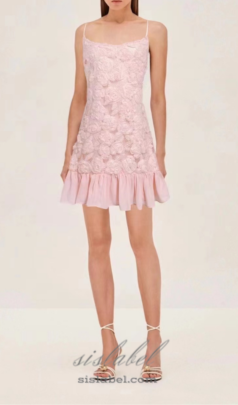 FLORAL APPLIQUÉ PLEATED HEM MINI DRESS IN PINK