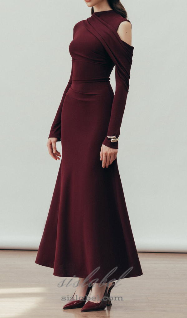 Eclipse Draped maxi Dress in Blackberry