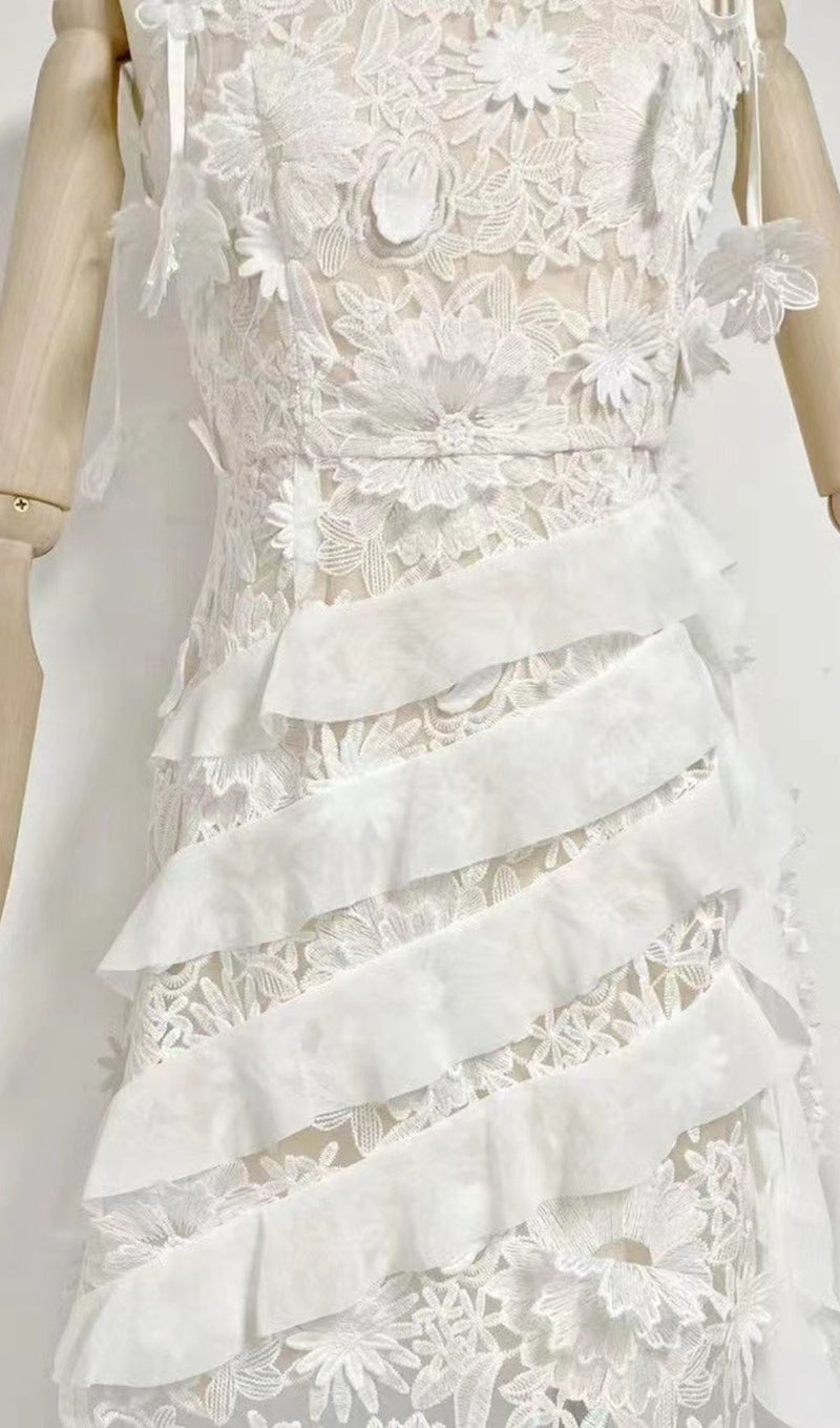 3D FLORAL-EMBELLISHED LACE STRAPPY MINI DRESS IN WHITE