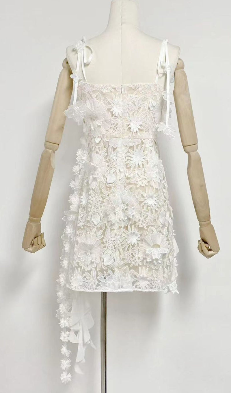 3D FLORAL-EMBELLISHED LACE STRAPPY MINI DRESS IN WHITE