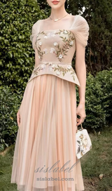 square collar Embroidered flower midi dress in apricot