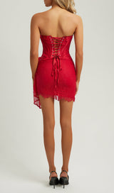 STRAPLESS LACE APPLIQUES MINI DRESS IN RED