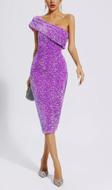 SEQUIN STRAPLESS MIDI DRESS IN PURPLE