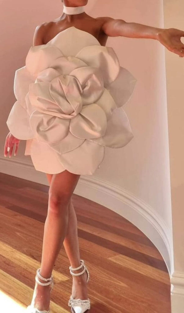 APRICOT ONE-SHOULDER THREE-DIMENSIONAL FLOWER BACKLESS DRESS