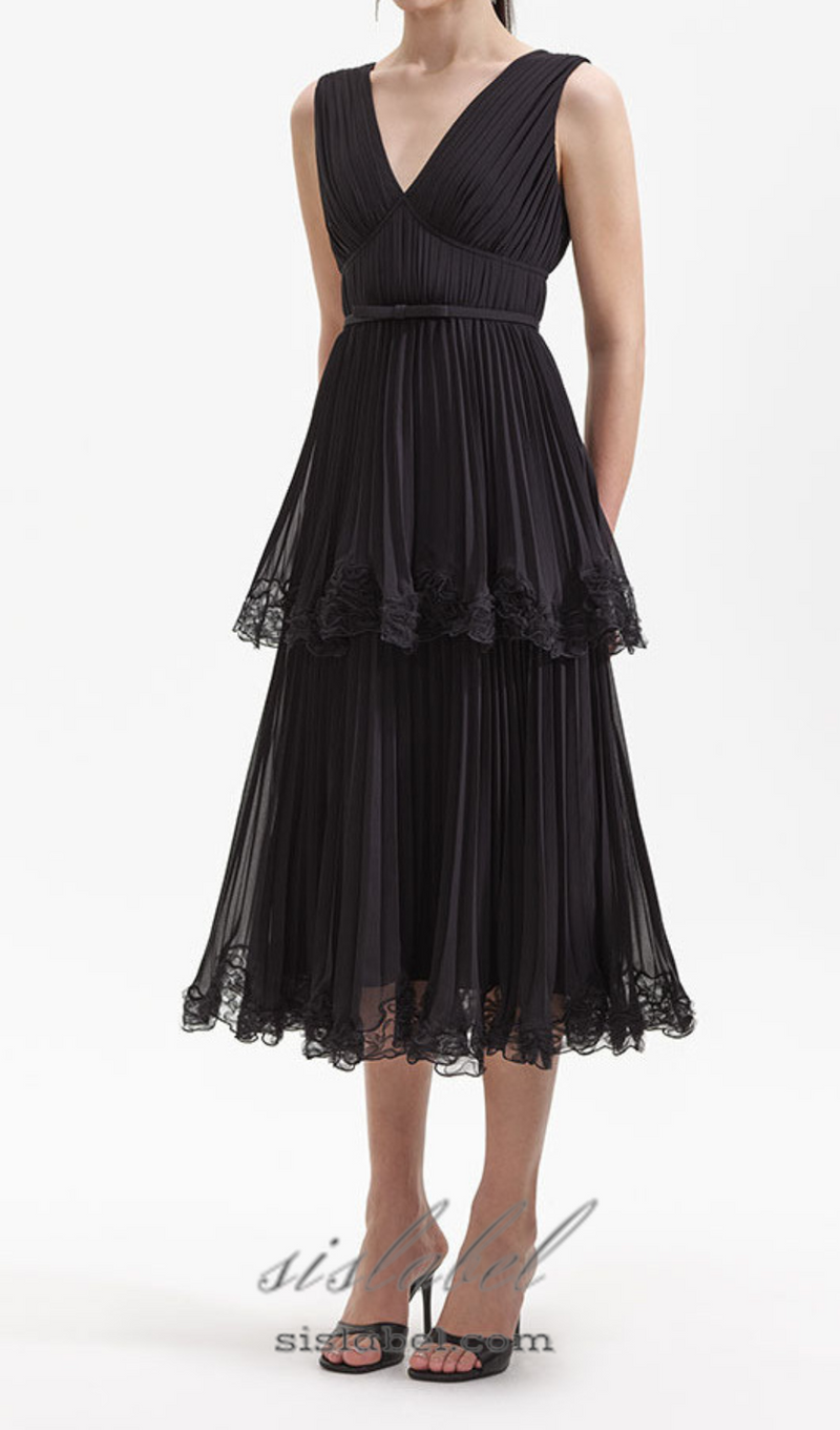 NANCY SLEEVELESS PLEATED TIERED MIDI DRESS IN BLACK