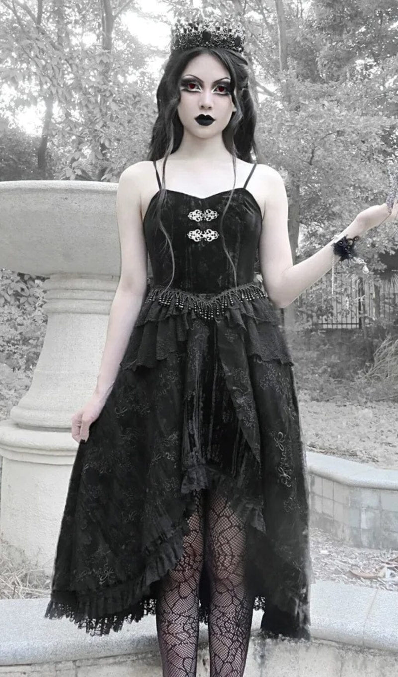 SWEETHEART NECKLINE CLASSIC GOTHIC VELVET DRESS