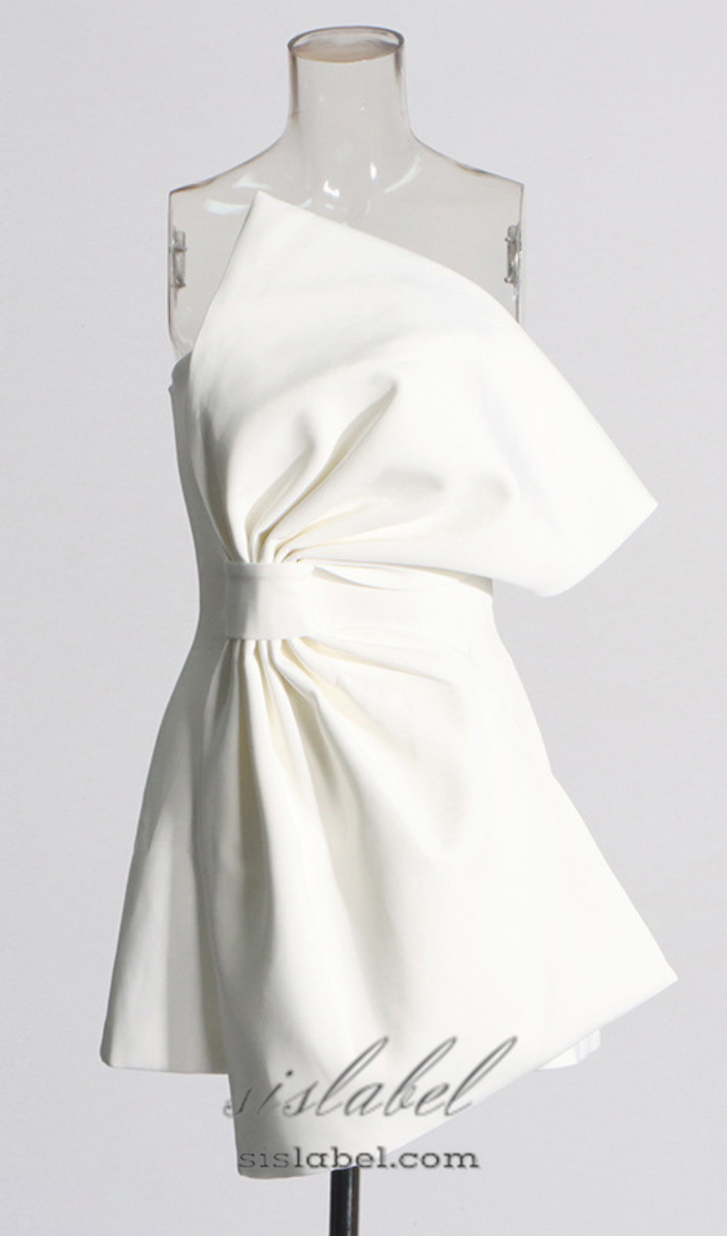 EVANGELINE STRAPLESS BOW MINI DRESS IN WHITE