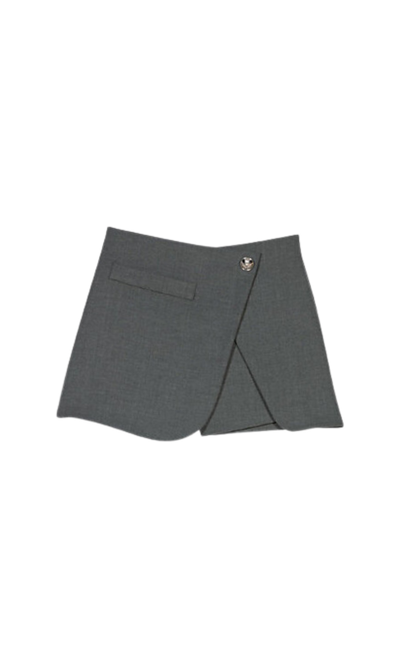 SHORT TISSÉ STRETCH ENVELOPPÉ SUR PANNEAU 