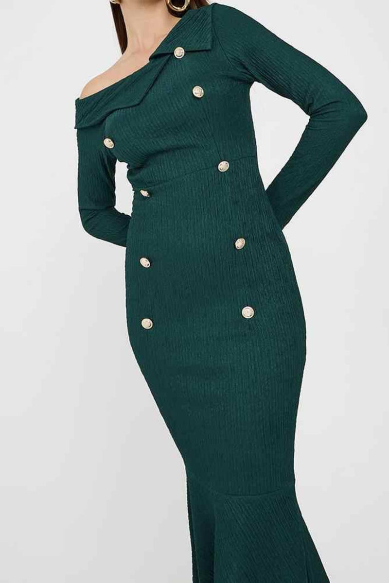 MERMAID LONG SLEEVE MAXI DRESS IN GREEN