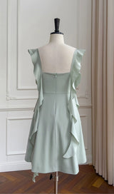 ROBE MINI EN SATIN VERT SAUGE