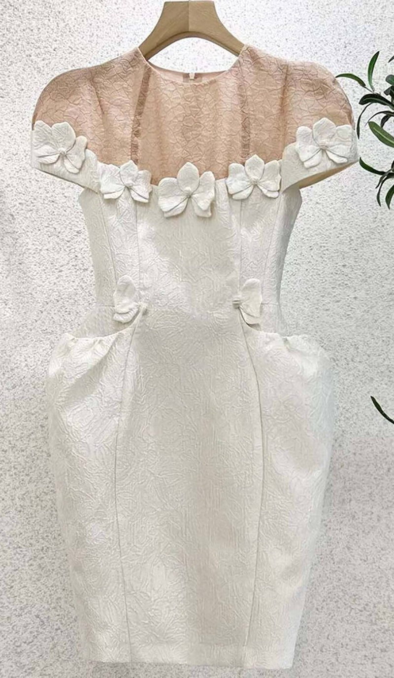 BOW-EMBELLISHED POCKET MIDI DRESS IN WHITE