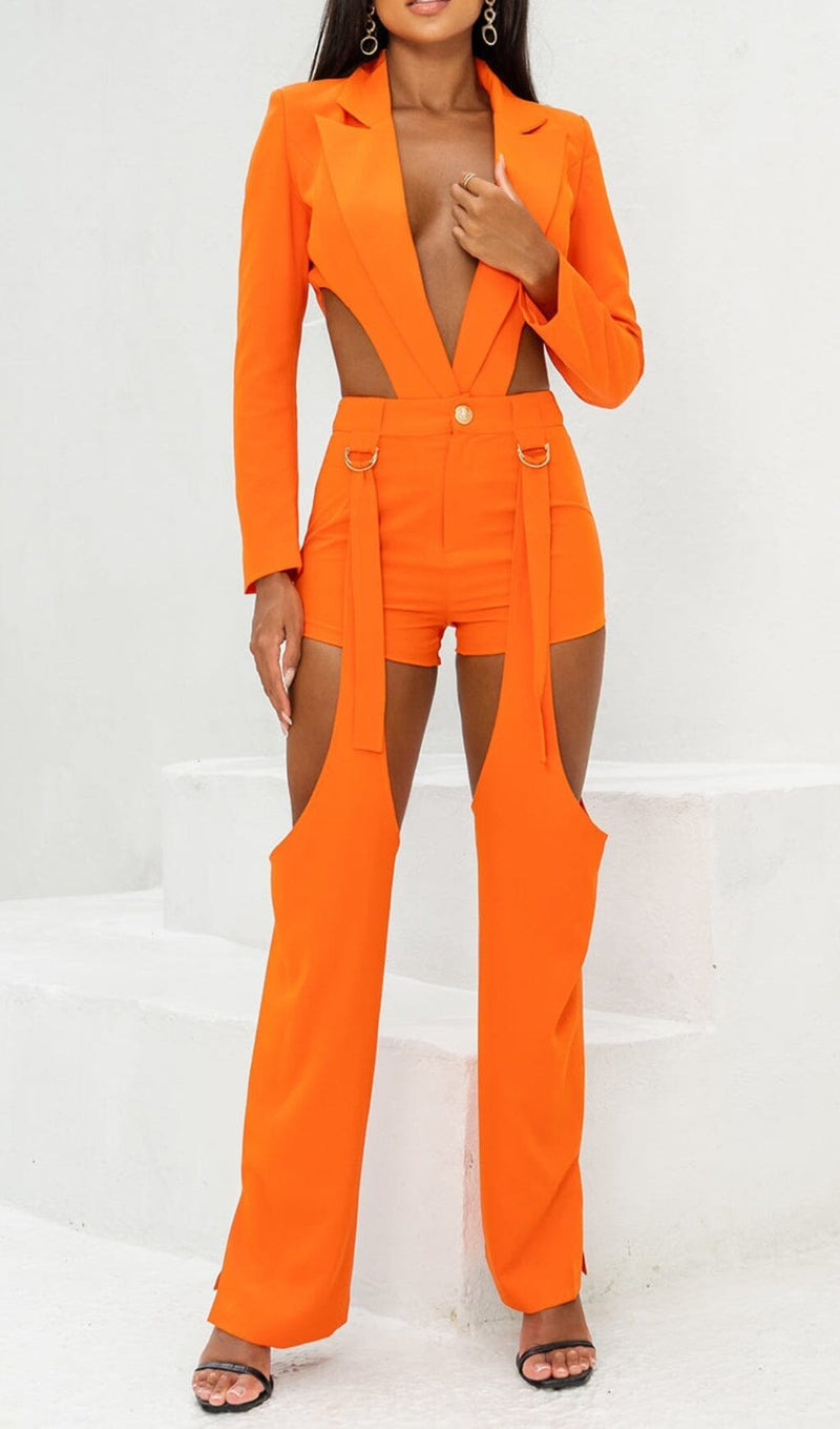 CUTOUT BACKLESS THREE PIECE SET IN ORANGE