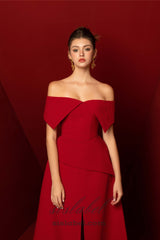 Harper Off-shoulder Set in red