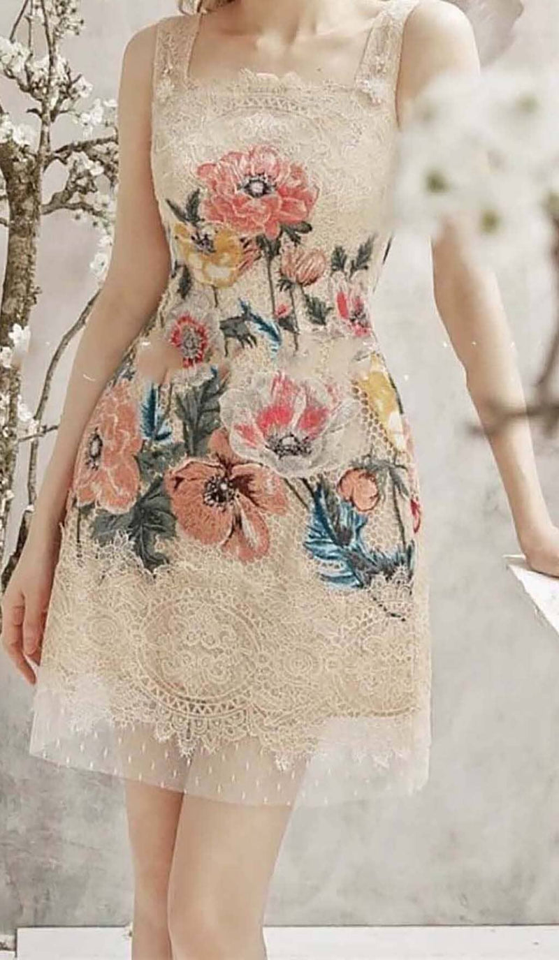 EMBROIDERY FLOWER LACE MIDI DRESS IN BEIGE