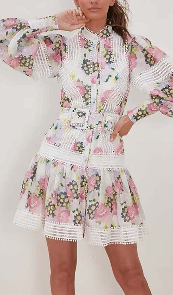 LACE TRIM LANTERN SLEEVE MINI DRESS IN FLORAL