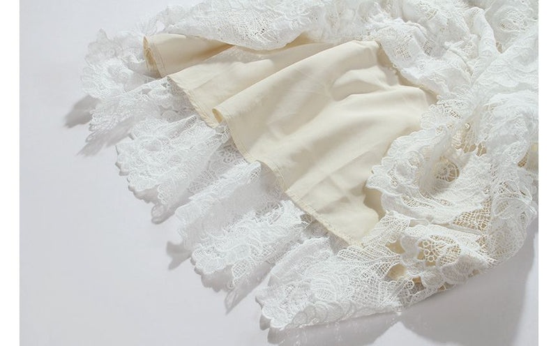 MINI-ROBE A-LINE EN DENTELLE À BRETELLES SPAGHETTI BLANCHE