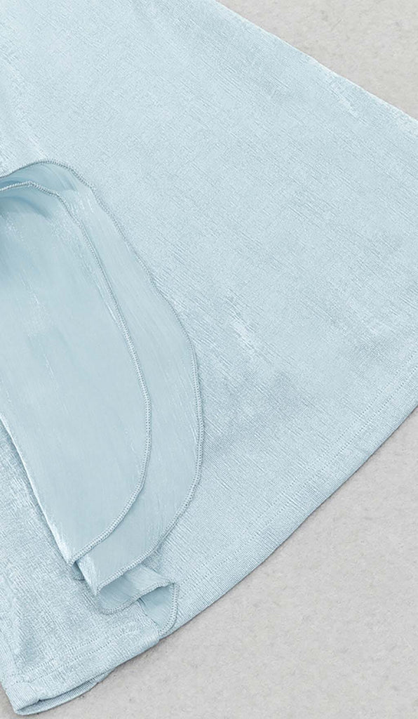 OFF SHOULDER RUFFLED MAXI DRESS IN TINGED BLUE