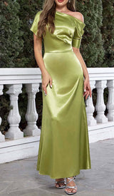 ONE SHOULDER SATIN SLIT MAXI DRESS IN GREEN