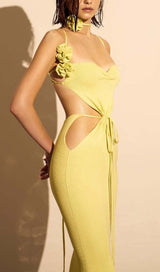 RIBBED CUT OUT MIDI DRESS IN YELLOW