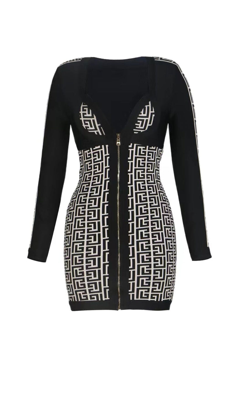 SHOULDER PADS KNITTED MINI DRESS IN BLACK