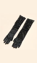 BLACK PLEATED DIAMOND GLOVES