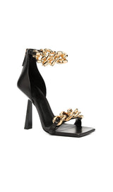 CHAIN SQUARE HEELS IN BLACK