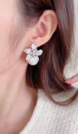 LILY SILVER PEARL EARRINGS