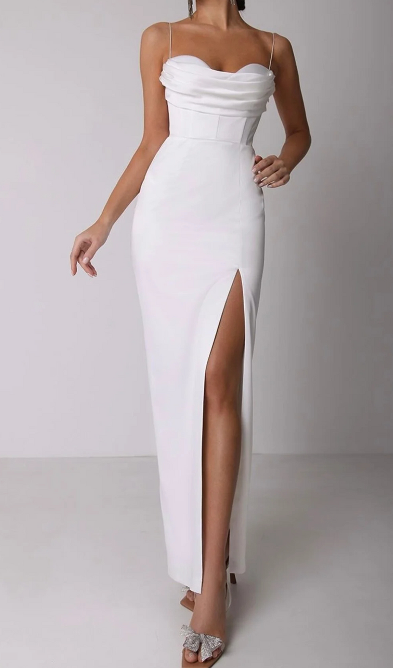 ROBE MAXI À BANDAGE DANS LE DOS BLANC AVEC GANTS 