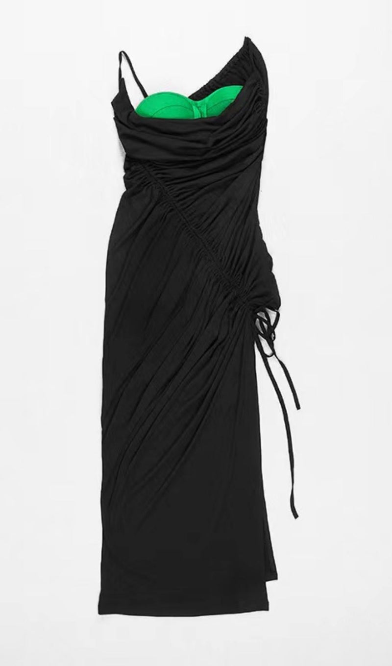 SPLIT MAXI DRESS IN BLACK