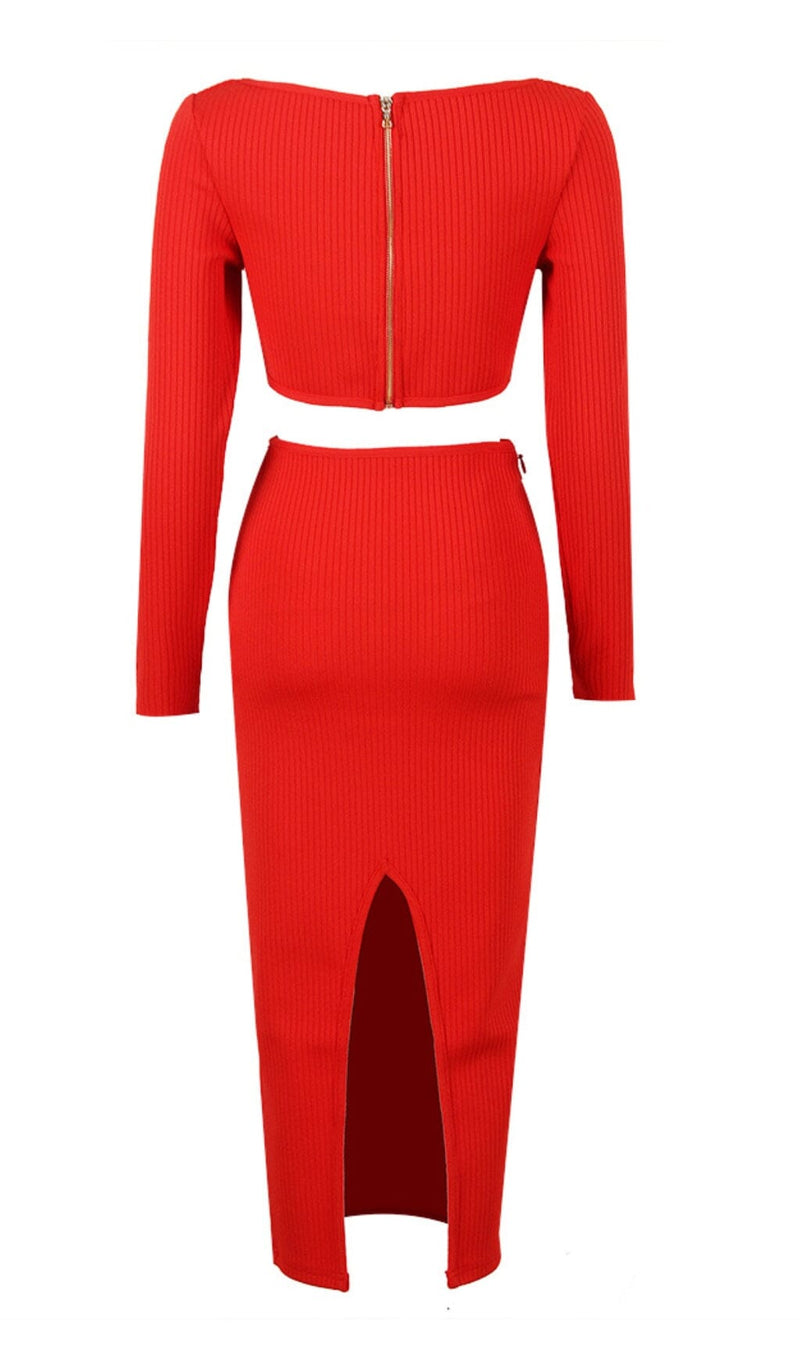 CUTOUT LONG SLEEVE MIDI DRESS IN RED