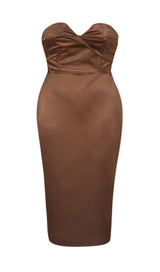 CARAMEL COLOUR STRAPLESS BACKLESS PLEATED HIP-HUGGING SILK MIDI DRESS