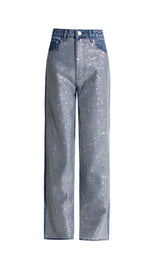 DENIMHOSE MIT STRASS-PATCHWORK