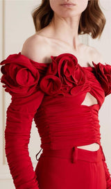 FLOWER ONE -LINE SHOULDER PLEATED BACKLESS TOP IN RED