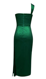 ONE SHOULDER RUCHED MIDI DRESS IN GREEN