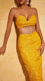 JACQUARD STRAPLESS MIDI DRESS IN YELLOW