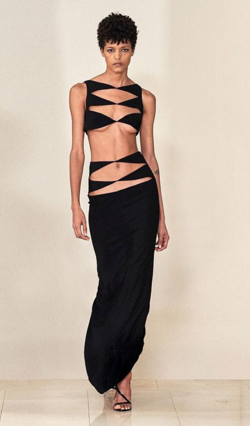 CUTOUT TWO PIECES SUIT IN BLACK