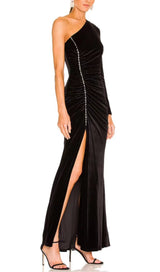 VELVET DIAMOND ONE SHOULDER SPLIT MAXI DRESS IN BLACK