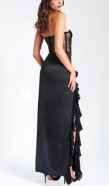 ROBE MAXI CORSET EN DENTELLE SATINÉE NOIRE 