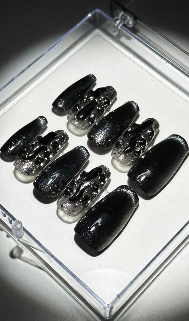 BLACK CAT EYE CRYSTAL HANDMADE PRESS ON NAILS