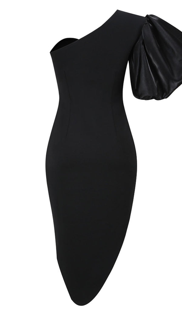 CUT OUT MIDI DRESS IN BLACK