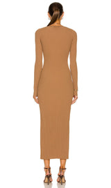 CUT OUT SLIPT MAXI DRESS IN BROWN